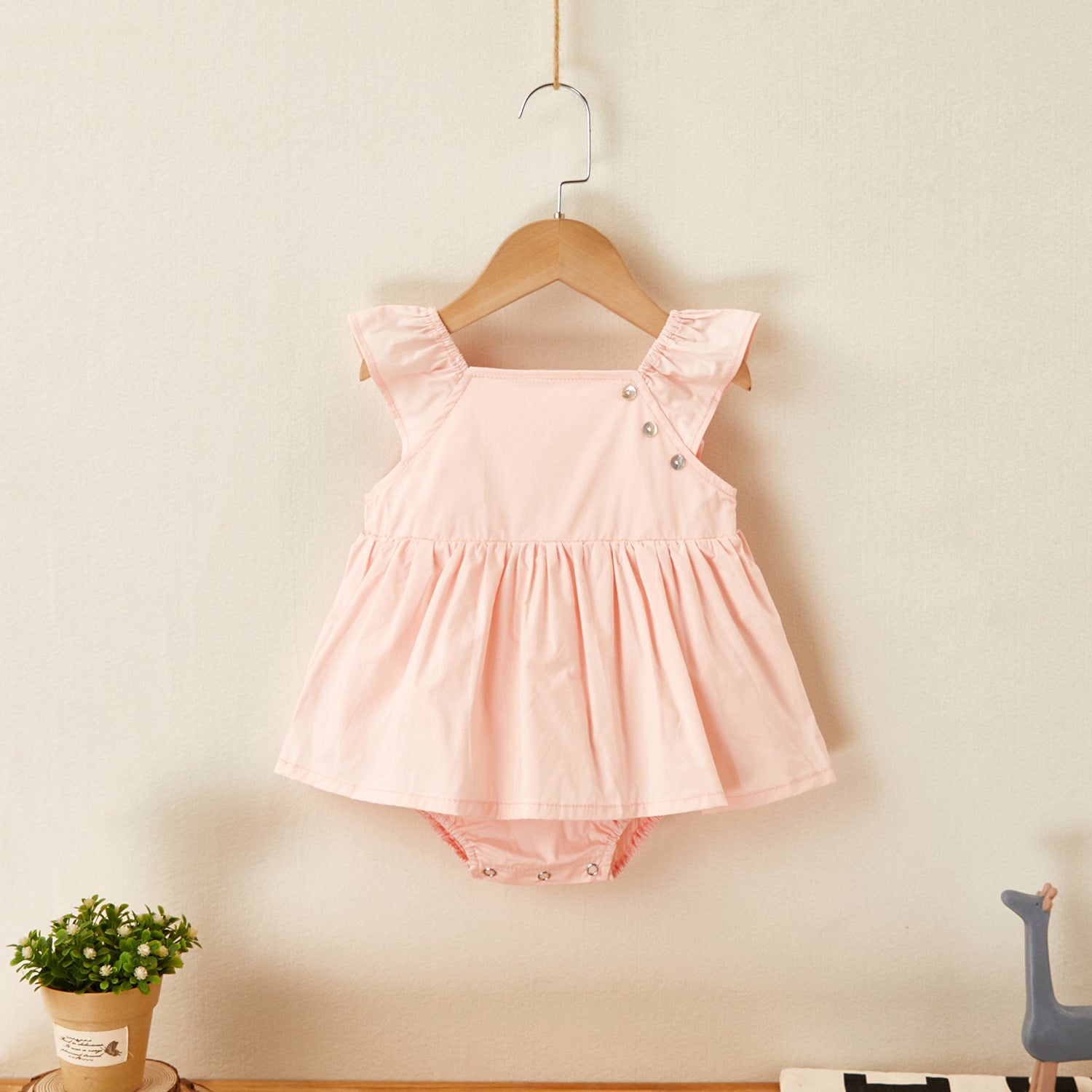 Girls' summer dresses, children and ladies' short dresses