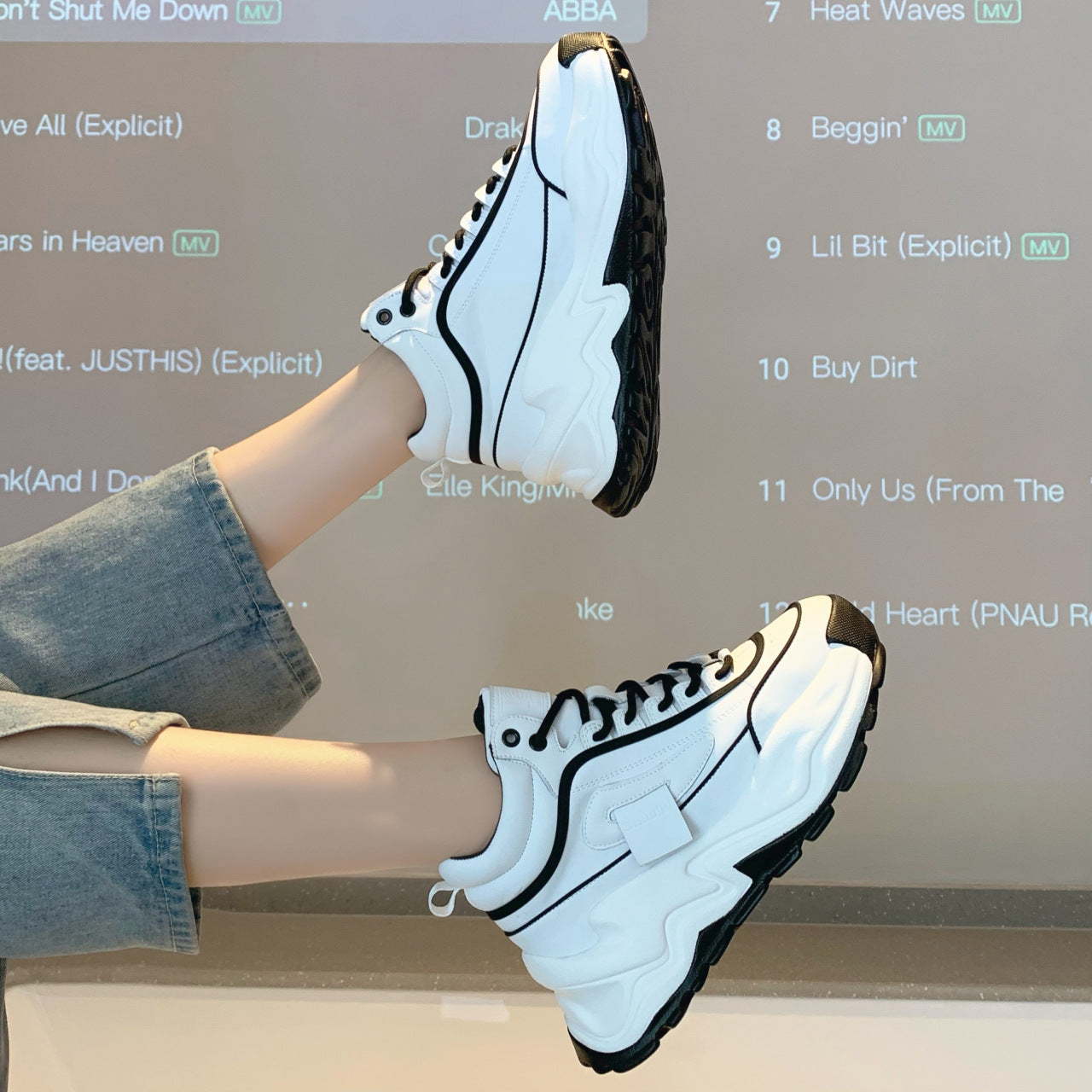Women's Trendy Fashion Comfortable Casual Sneakers