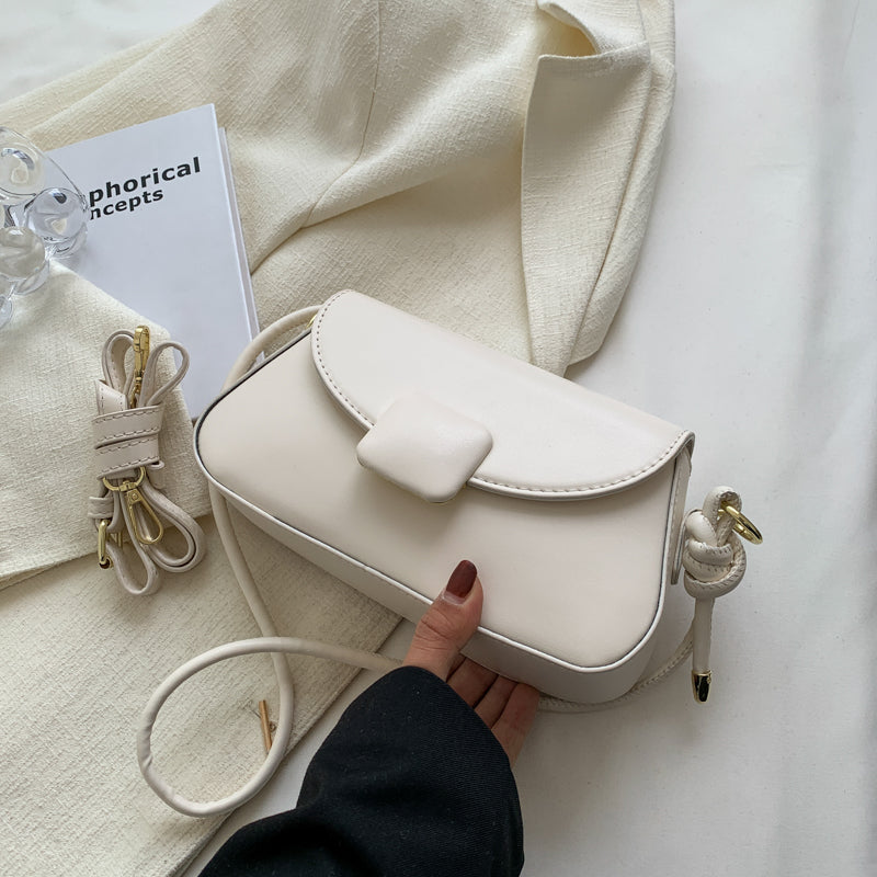 European Fashion Female Square Buckle Flap Crossbody Bags 2022